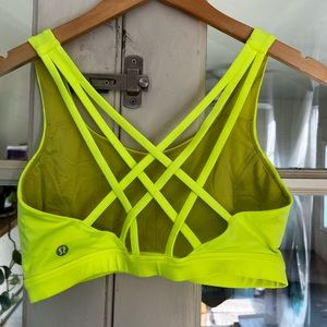 Lululemon sports bra